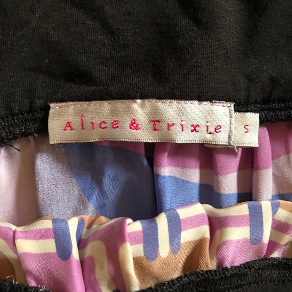 Alice and Trixie Silk Short Sleeve Blouse - Picture 3 of 3